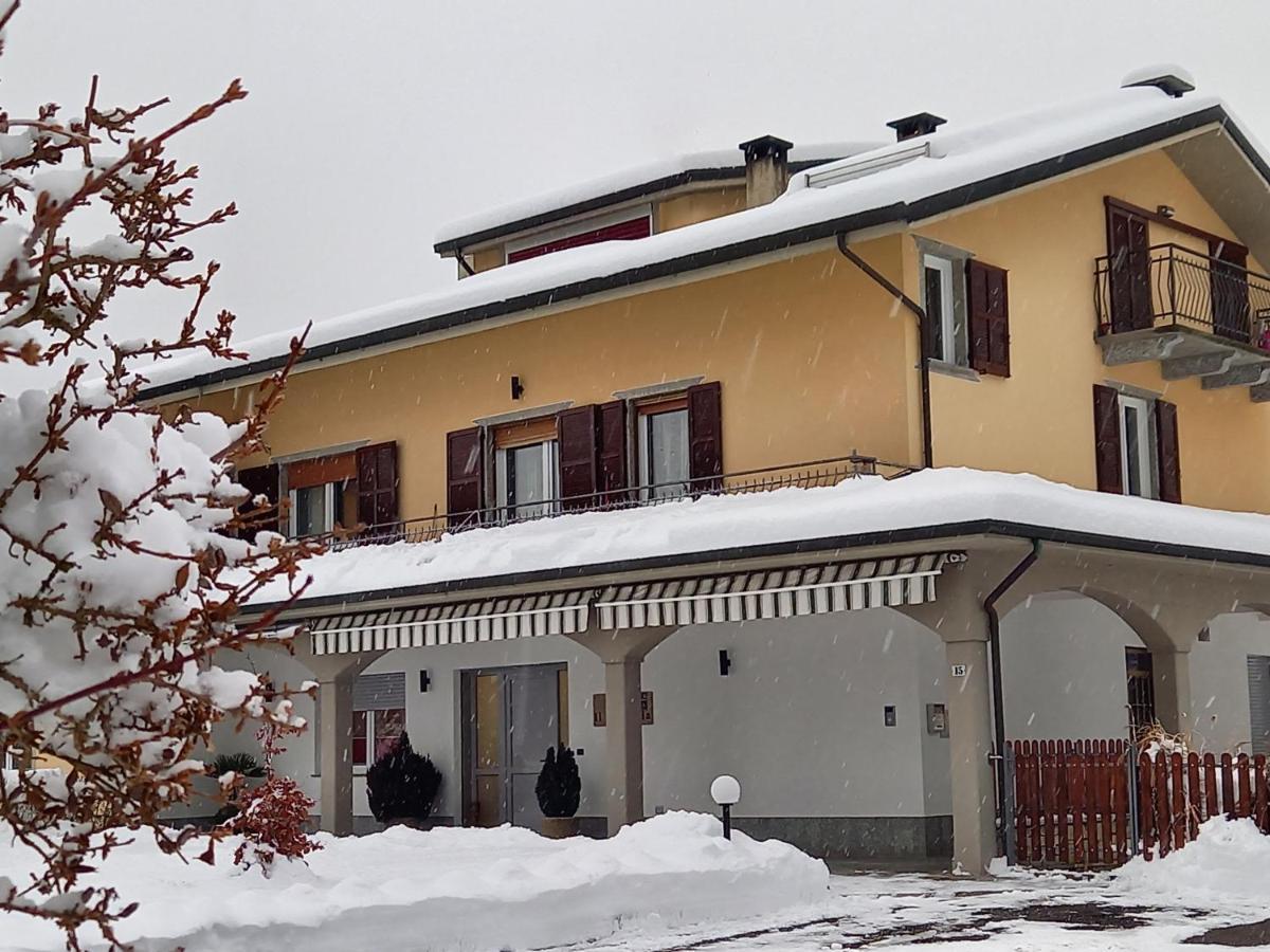 B&B Il Crocevia Teglio Luaran gambar