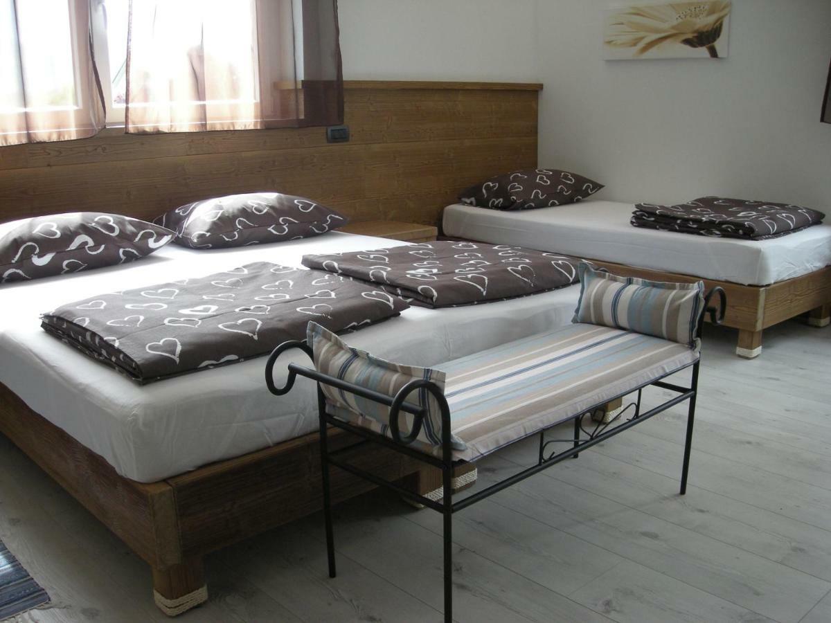 B&B Il Crocevia Teglio Luaran gambar