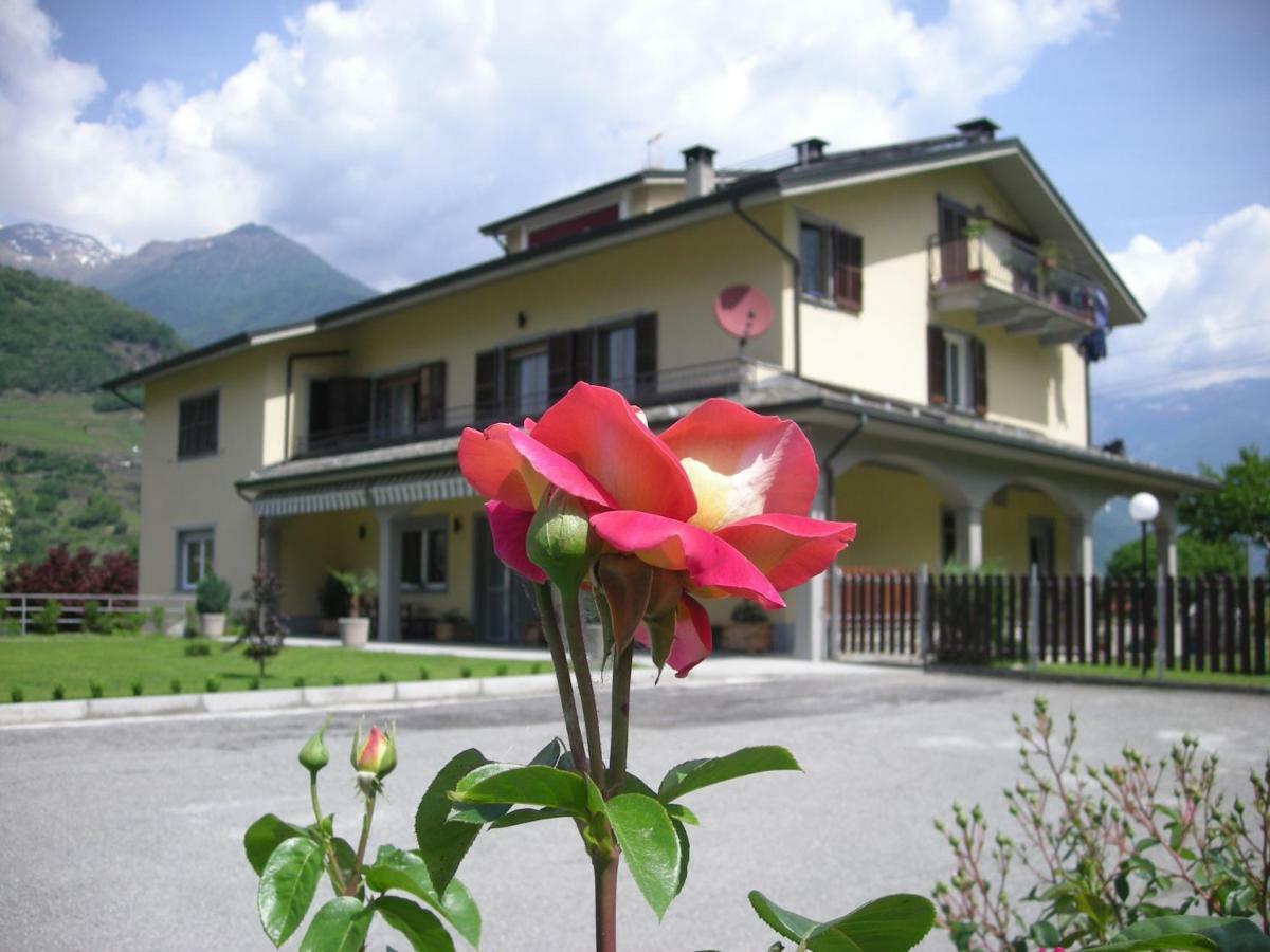 B&B Il Crocevia Teglio Luaran gambar