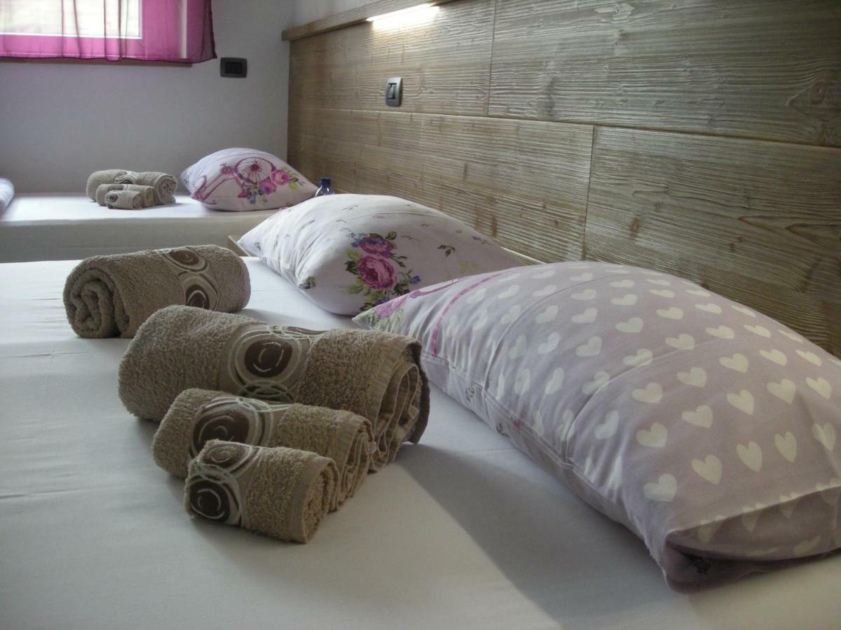 B&B Il Crocevia Teglio Luaran gambar