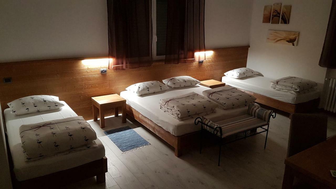 B&B Il Crocevia Teglio Luaran gambar