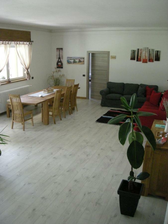 B&B Il Crocevia Teglio Luaran gambar